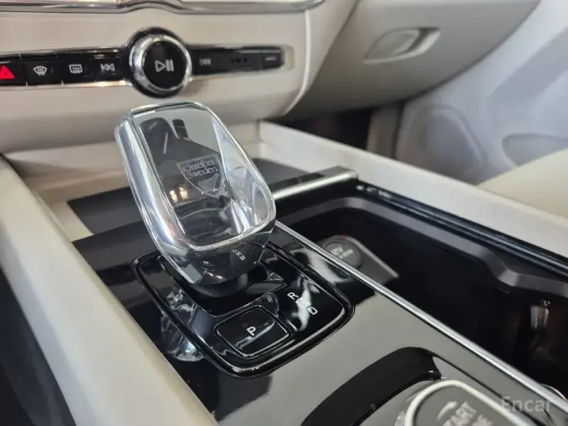 2026 Volvo XC60 с пробегом 3 040 км