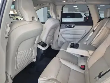 2026 Volvo XC60 с пробегом 3 040 км