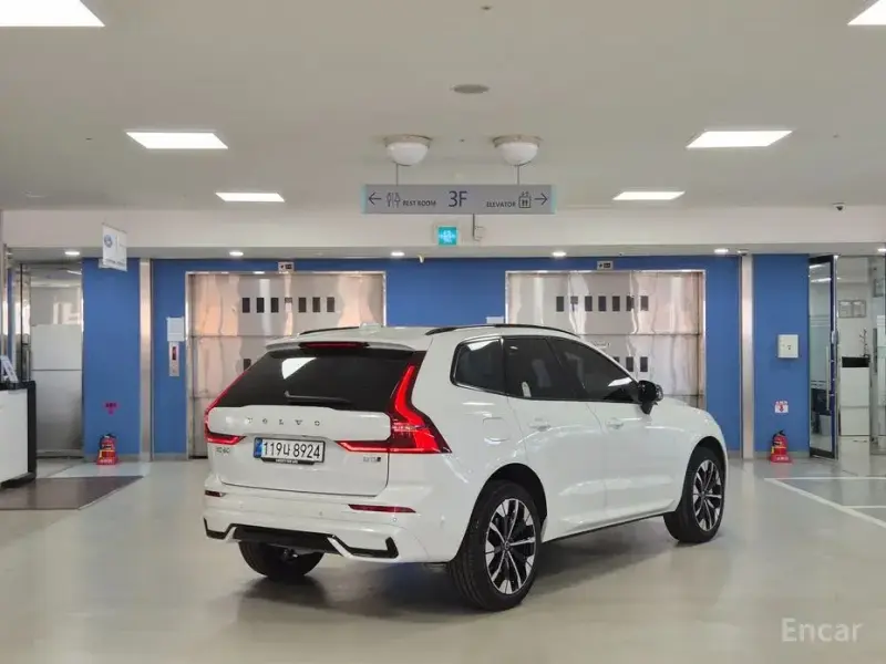 2026 Volvo XC60 с пробегом 2 600 км