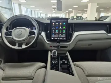 2026 Volvo XC60 с пробегом 3 040 км