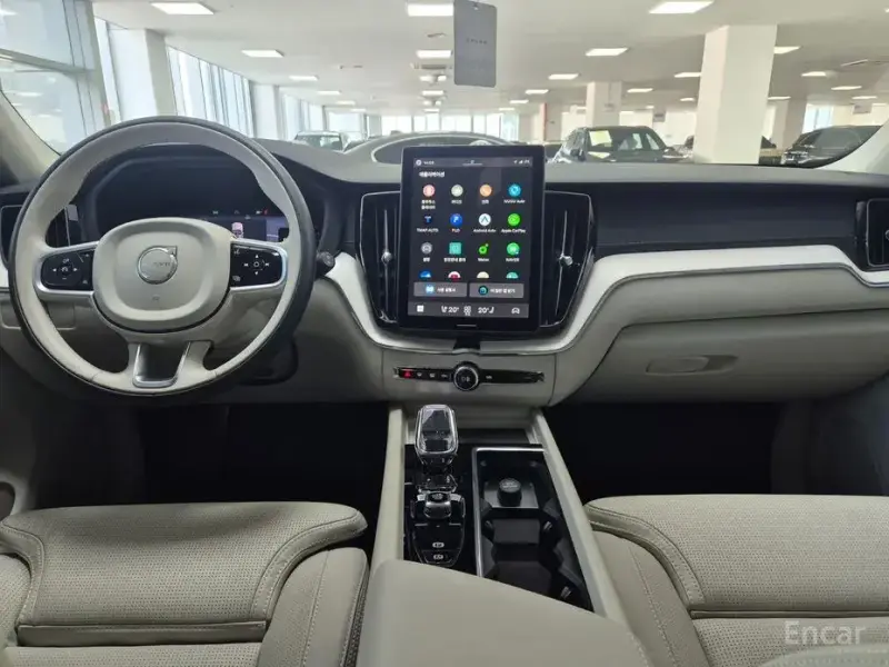 2026 Volvo XC60 с пробегом 3 040 км