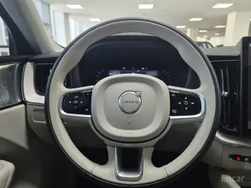 2026 Volvo XC60 с пробегом 3 040 км