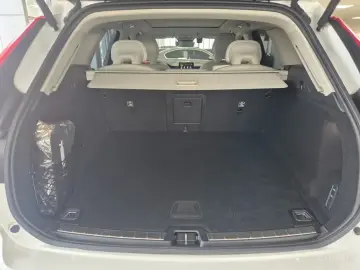 2026 Volvo XC60 с пробегом 3 040 км
