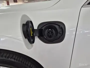 2025 Volvo XC60 с пробегом 1 330 км