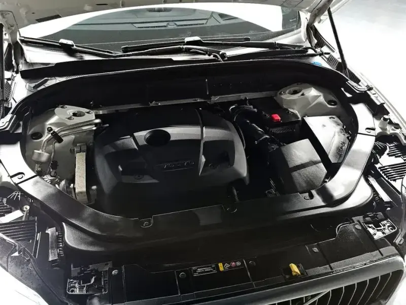 2019 Volvo XC60 с пробегом 68 743 км