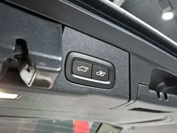 2019 Volvo XC60 с пробегом 68 743 км
