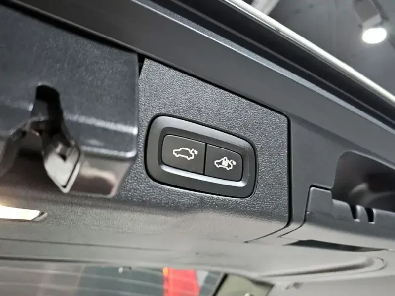 2019 Volvo XC60 с пробегом 68 743 км