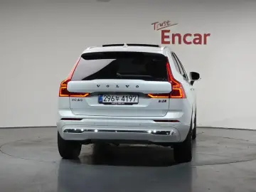 2025 Volvo XC60 с пробегом 12 849 км