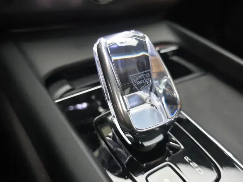 2025 Volvo XC60 с пробегом 12 849 км