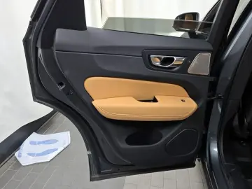 2018 Volvo XC60 с пробегом 61 275 км