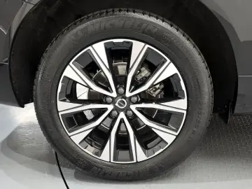 2023 Volvo XC60 с пробегом 21 811 км