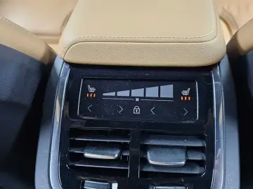 2021 Volvo XC60 с пробегом 20 348 км