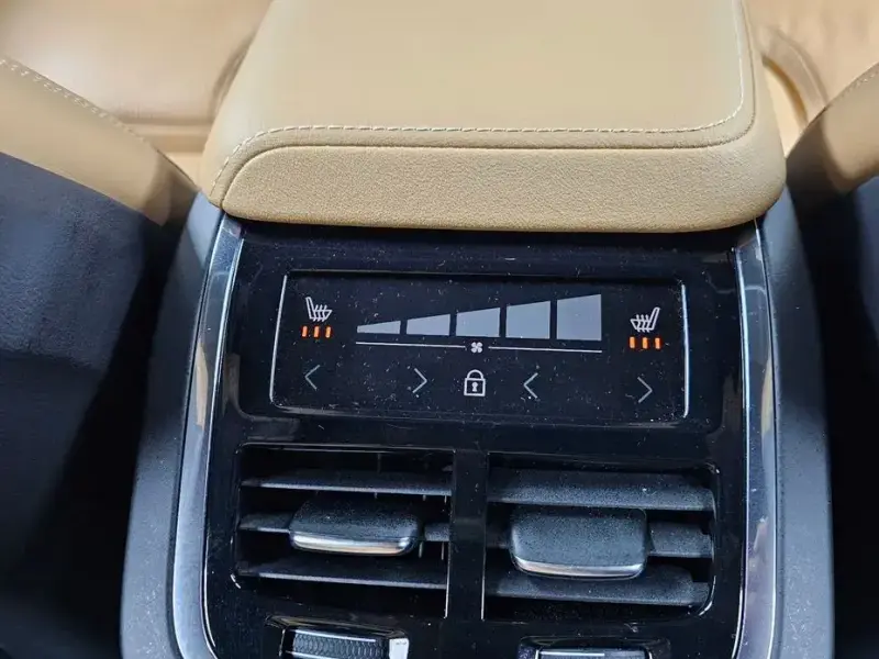2021 Volvo XC60 с пробегом 20 348 км