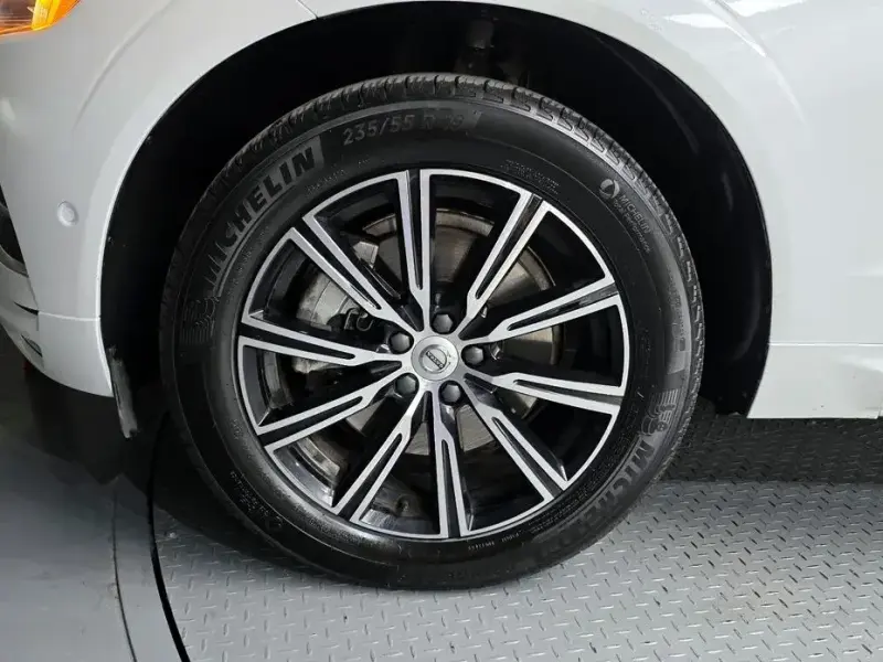 2020 Volvo XC60 с пробегом 72 169 км