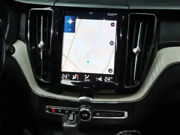 2020 Volvo XC60 с пробегом 137 735 км