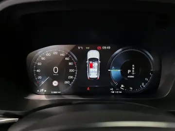 2020 Volvo XC60 с пробегом 31 884 км