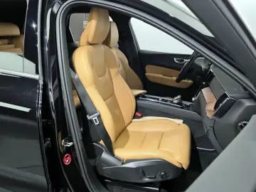 2020 Volvo XC60 с пробегом 31 884 км