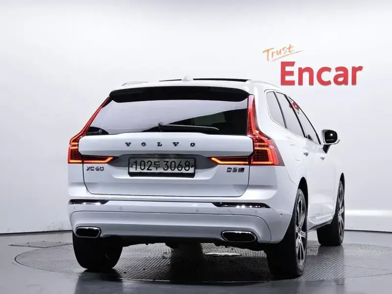 2020 Volvo XC60 с пробегом 119 714 км