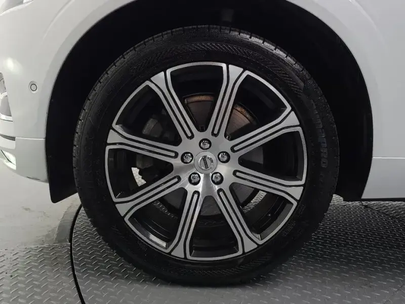 2020 Volvo XC60 с пробегом 119 714 км