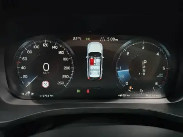 2020 Volvo XC60 с пробегом 119 714 км