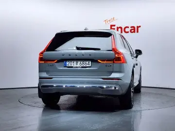 2023 Volvo XC60 с пробегом 37 144 км