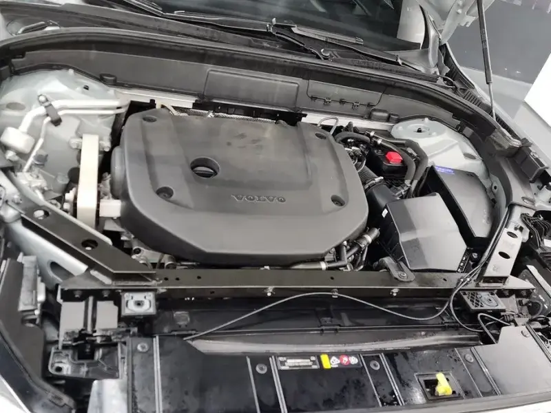 2023 Volvo XC60 с пробегом 37 144 км