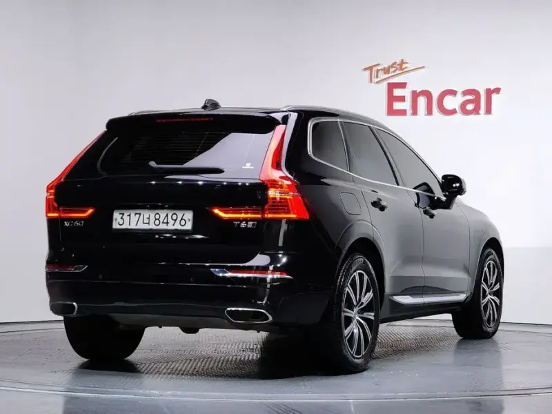 2020 Volvo XC60 с пробегом 64 619 км