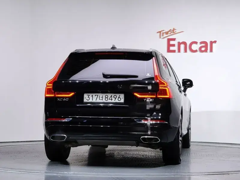 2020 Volvo XC60 с пробегом 64 619 км