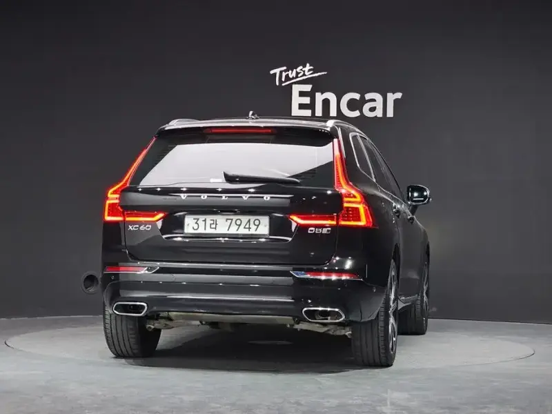 2018 Volvo XC60 с пробегом 124 885 км