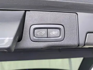 2020 Volvo XC60 с пробегом 64 619 км