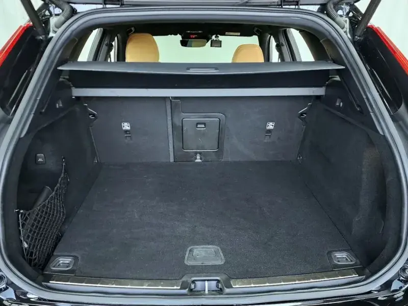 2020 Volvo XC60 с пробегом 64 619 км
