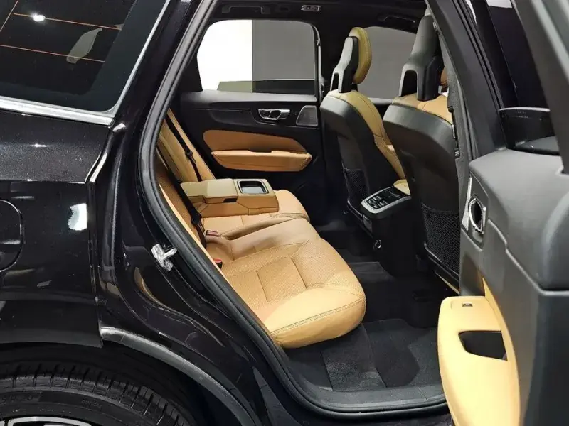 2018 Volvo XC60 с пробегом 124 885 км