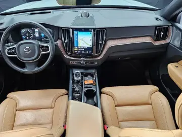 2021 Volvo XC60 с пробегом 116 765 км