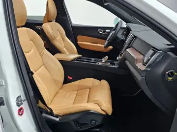 2021 Volvo XC60 с пробегом 116 765 км