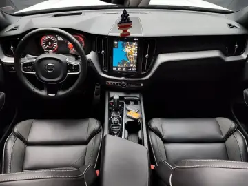 2021 Volvo XC60 с пробегом 152 267 км