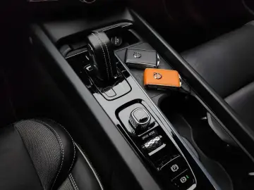 2021 Volvo XC60 с пробегом 152 267 км