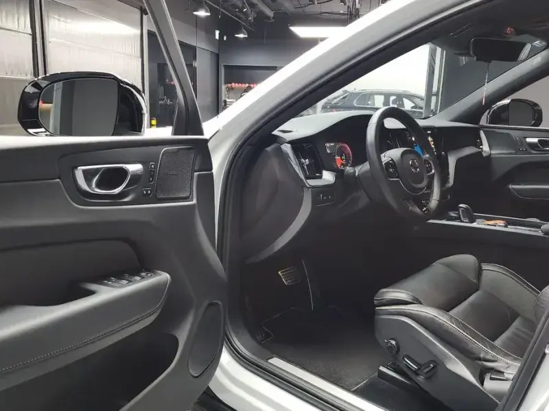 2021 Volvo XC60 с пробегом 152 267 км