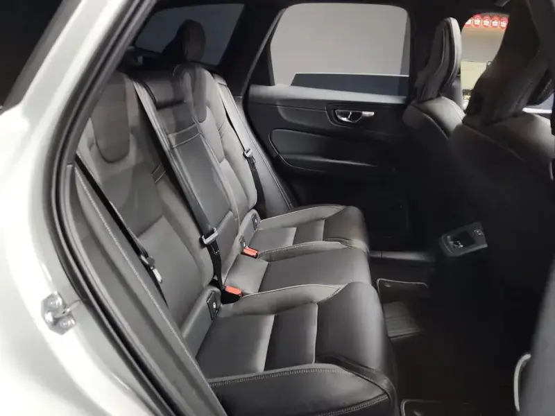 2021 Volvo XC60 с пробегом 152 267 км