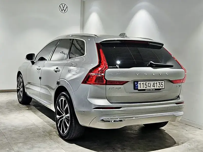 2023 Volvo XC60 с пробегом 31 283 км