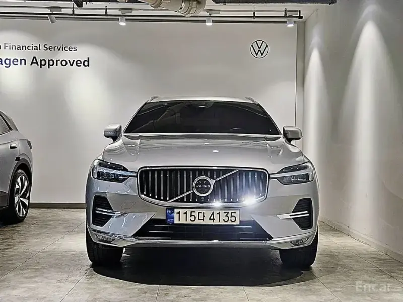 2023 Volvo XC60 с пробегом 31 283 км