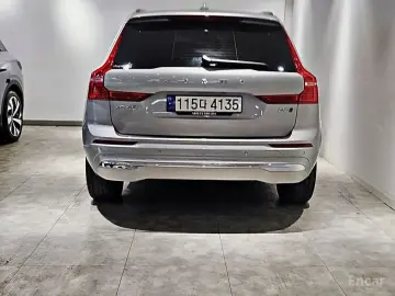 2023 Volvo XC60 с пробегом 31 283 км