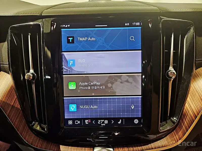 2023 Volvo XC60 с пробегом 31 283 км