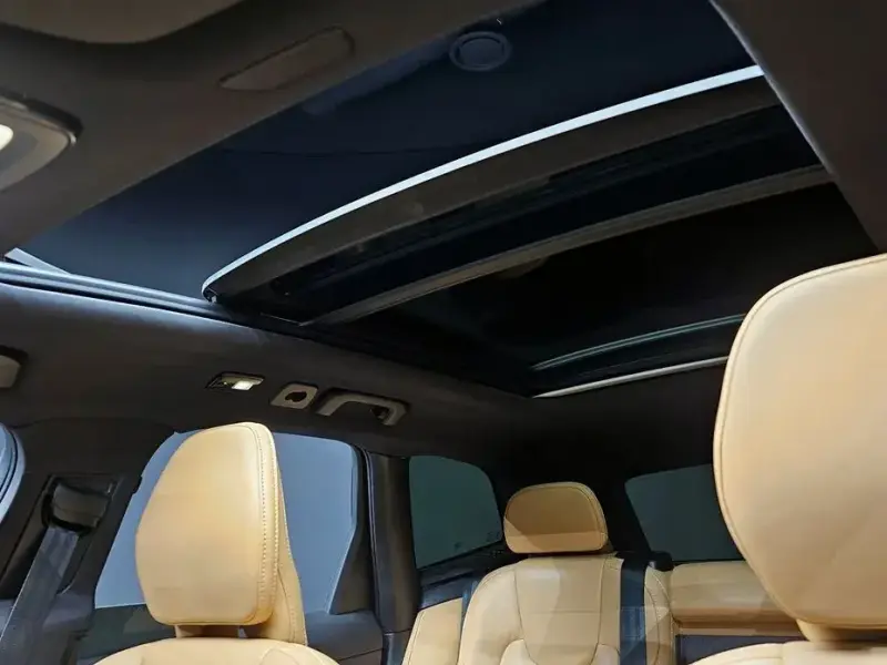 2022 Volvo XC60 с пробегом 39 057 км