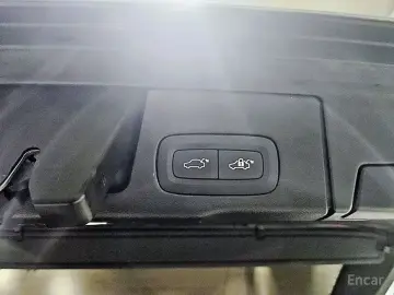2023 Volvo XC60 с пробегом 31 283 км