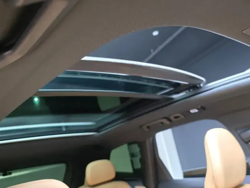 2023 Volvo XC60 с пробегом 22 169 км