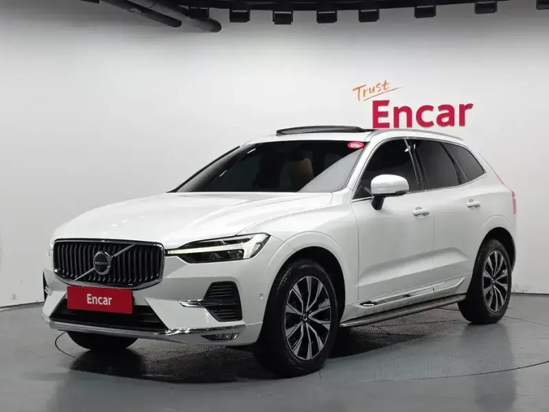 2023 Volvo XC60 с пробегом 41 838 км