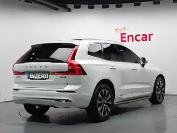 2023 Volvo XC60 с пробегом 41 838 км
