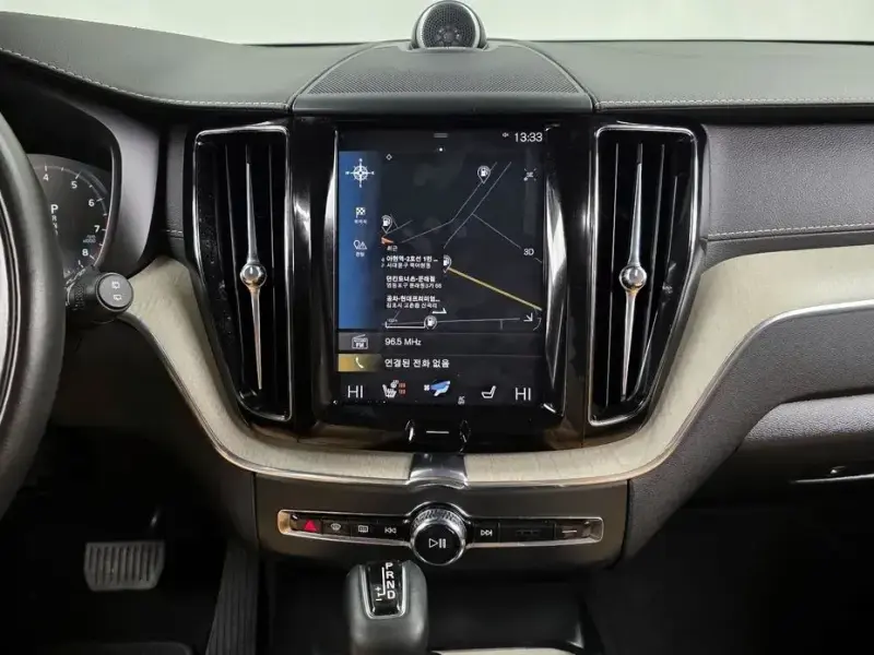 2020 Volvo XC60 с пробегом 106 414 км