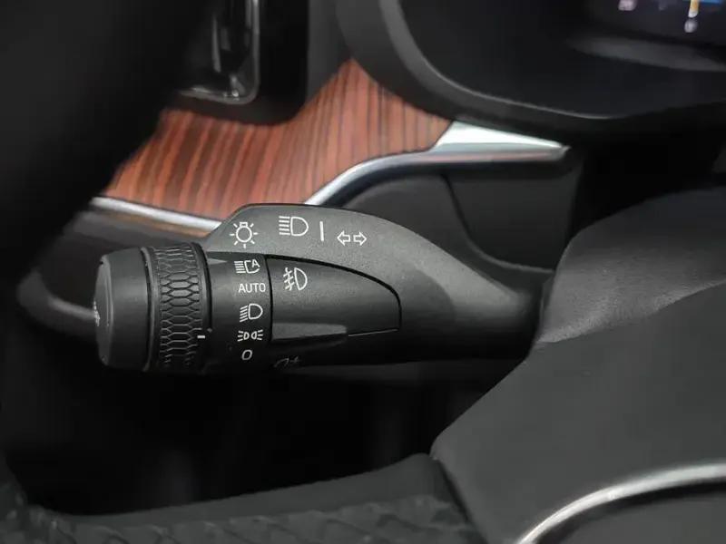 2023 Volvo XC60 с пробегом 41 838 км