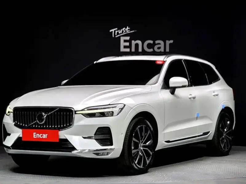 2023 Volvo XC60 с пробегом 17 517 км